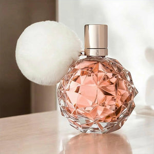 ARIANA GRANDE ARI BY ARIANA GRADE EDP 30ml アリアナ グランデ アリ